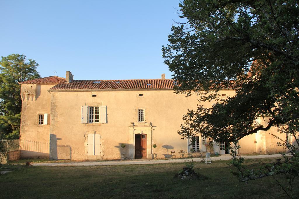 Chateau De La Combe Puyrenier Exterior photo